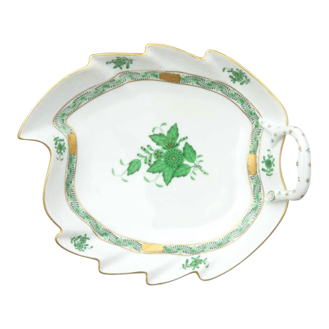 Levélalakú tál, balra forduló