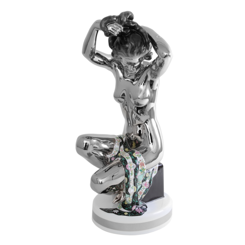 Fésülködő nő, nagy