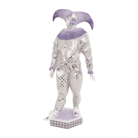 Karneváli férfi, hatszög talapzaton