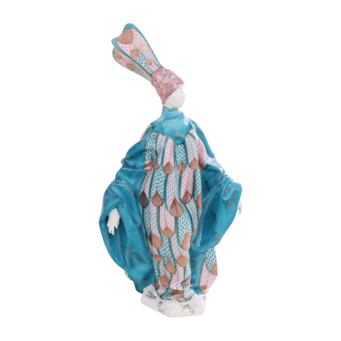 Karneváli nő, jelmezben, hatszög talpon