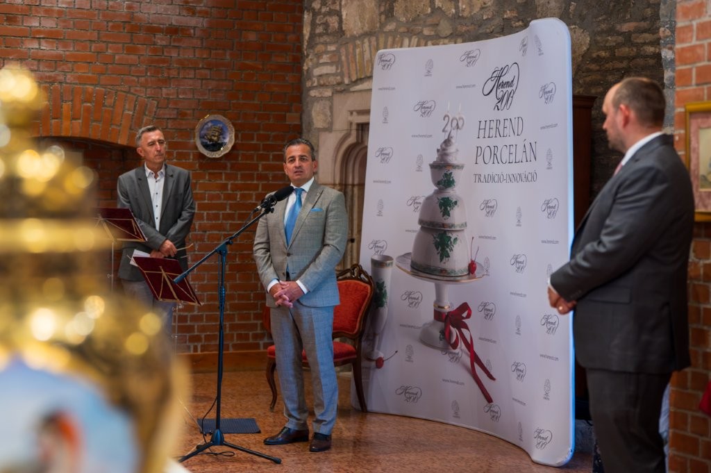 “In the City of Saint Stephen: Herend 200” – special porcelain exhibition at Esztergom Castle Museum